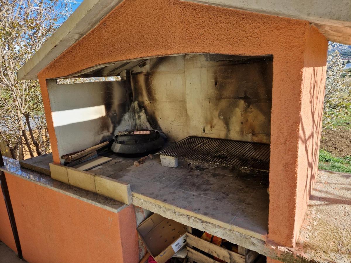 דירות ספליט Apartman Ivan מראה חיצוני תמונה